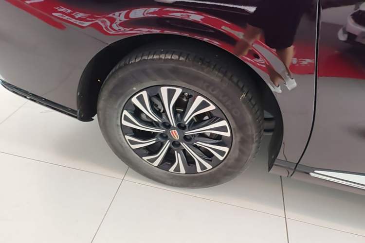 Used Hongqi HQ9 PHEV 2024 2.0T Four-Wheel Drive Luxury Edition Right Rear Wheel Hub