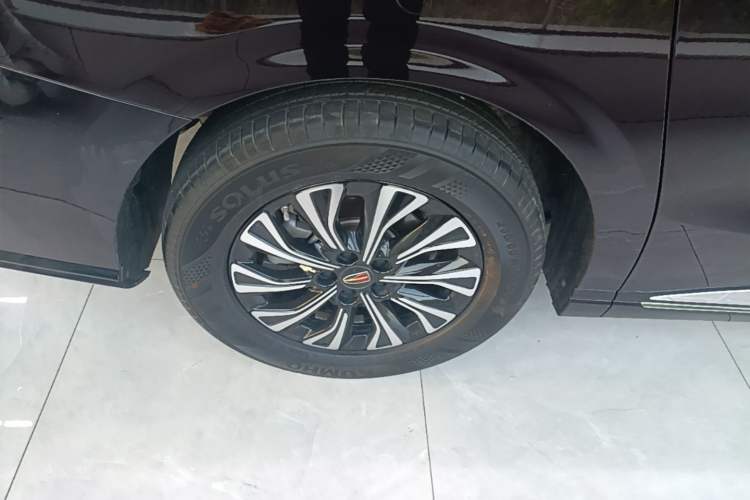 Used Hongqi HQ9 PHEV 2024 2.0T Four-Wheel Drive Luxury Edition Right Rear Wheel Hub