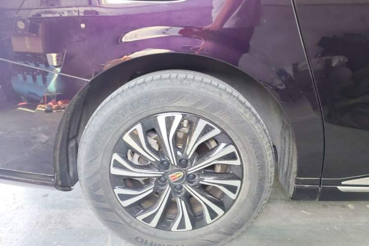 Used Hongqi HQ9 PHEV 2024 2.0T Four-Wheel Drive Luxury Edition Right Rear Wheel Hub