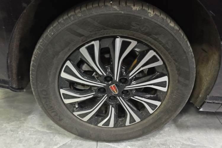 Used Hongqi HQ9 PHEV 2024 2.0T Four-Wheel Drive Business Edition Right Rear Wheel Hub