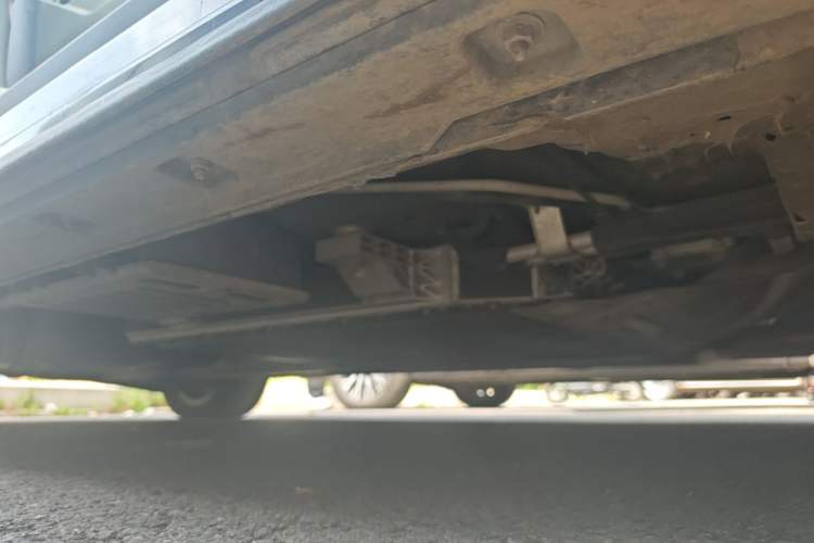 Used Hongqi HQ9 PHEV 2024 2.0T Four-Wheel Drive Business Edition Right Side Sill