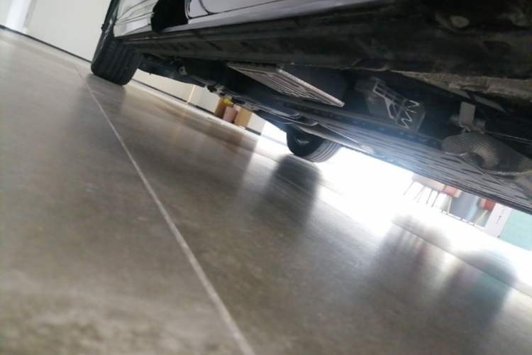 Used Hongqi HQ9 PHEV 2024 2.0T Four-Wheel Drive Luxury Edition Right Side Sill