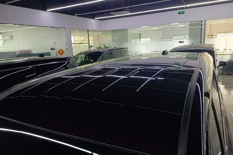 Used Hongqi HQ9 PHEV 2024 2.0T Four-Wheel Drive Business Edition Roof