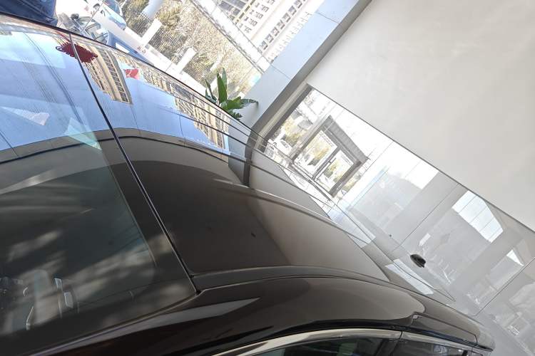 Used Hongqi HQ9 PHEV 2024 2.0T Four-Wheel Drive Business Edition Roof