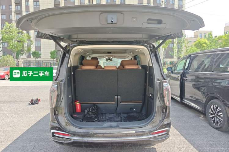Used Hongqi HQ9 PHEV 2024 2.0T Four-Wheel Drive Business Edition Trunk