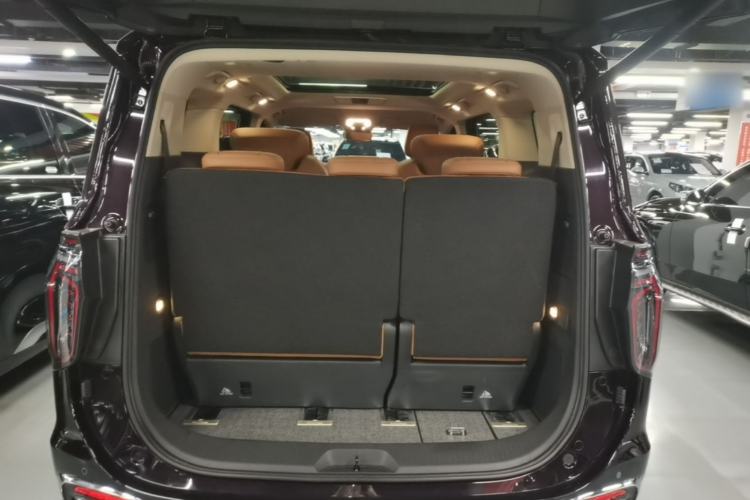 Used Hongqi HQ9 PHEV 2024 2.0T Four-Wheel Drive Business Edition Trunk