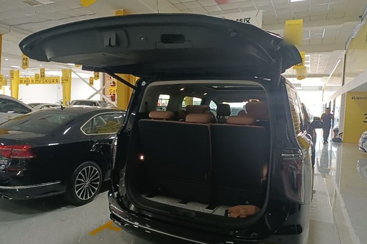Used Hongqi HQ9 PHEV 2024 2.0T Four-Wheel Drive Luxury Edition Trunk