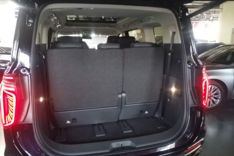 Used Hongqi HQ9 PHEV 2024 2.0T Four-Wheel Drive Luxury Edition Trunk
