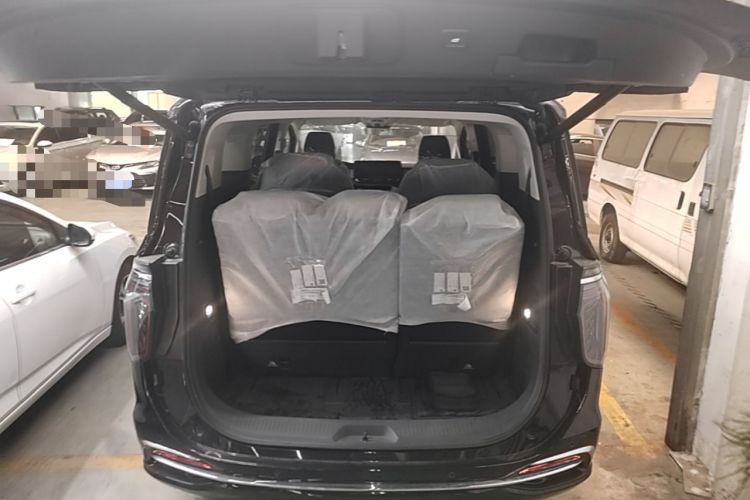 Used Hongqi HQ9 PHEV 2024 2.0T Four-Wheel Drive Business Edition Trunk