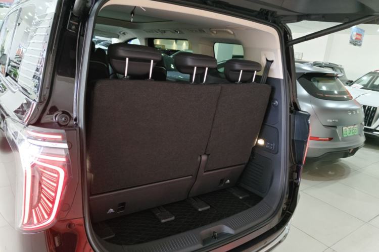 Used Hongqi HQ9 PHEV 2024 2.0T Four-Wheel Drive Luxury Edition Trunk