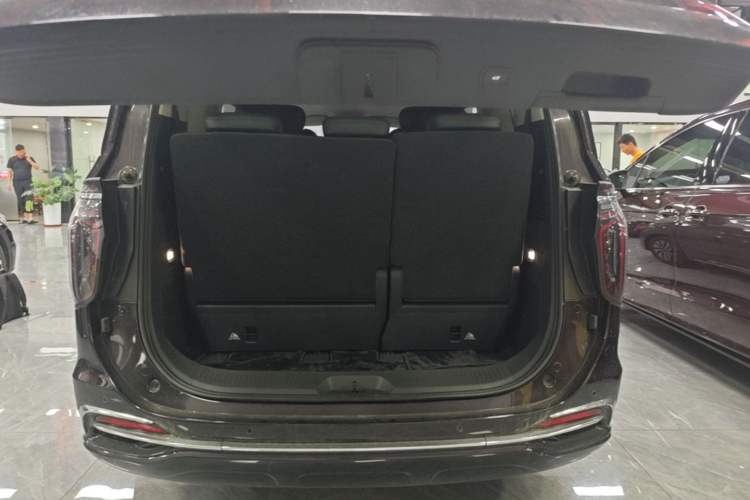 Used Hongqi HQ9 PHEV 2024 2.0T Four-Wheel Drive Business Edition Trunk