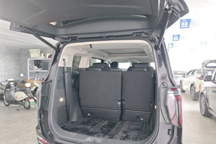 Used Hongqi HQ9 PHEV 2024 2.0T Four-Wheel Drive Luxury Edition Trunk