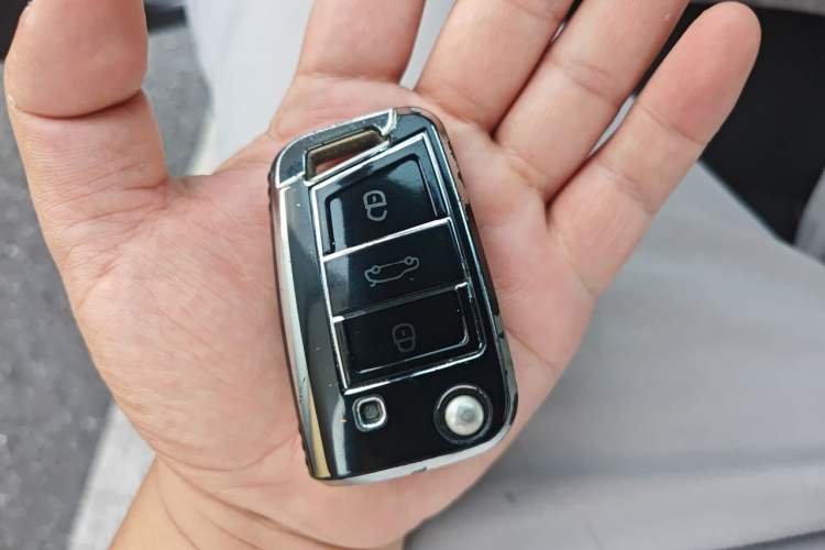 Used Hongqi HQ9 PHEV 2024 2.0T Four-Wheel Drive Luxury Edition Vehicle Key