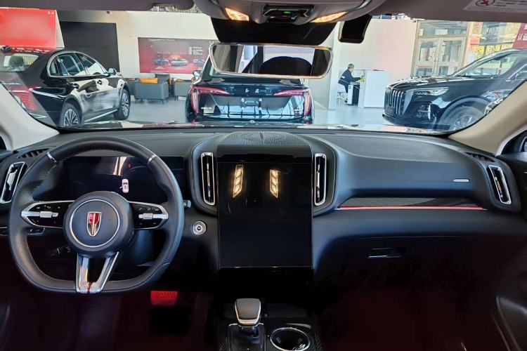 Used Hongqi HS3 2023 1.5T Two-Wheel Drive Shanwei Edition Interior 4