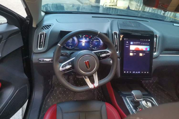 Used Hongqi HS3 2023 1.5T Two-Wheel Drive Shanwei Edition Steering Wheel