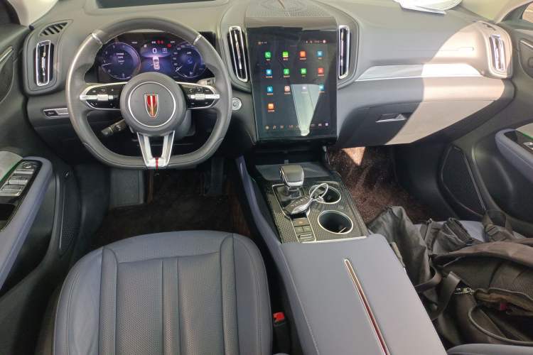 Used Hongqi HS3 2023 2.0T All-Wheel-Drive Youwei Version Center Console