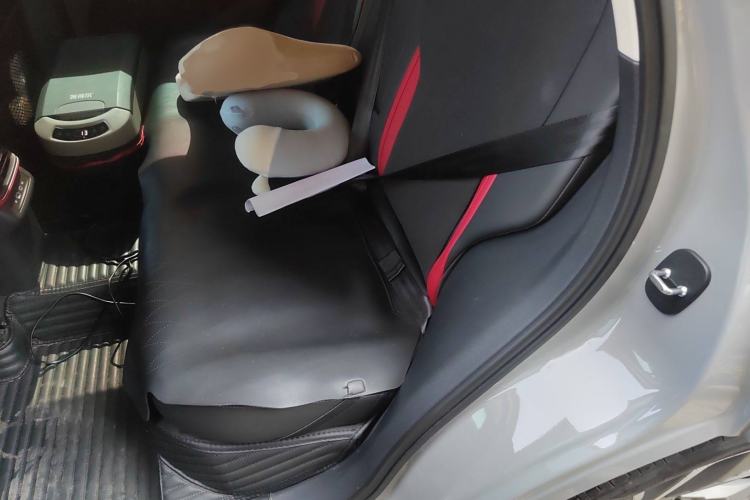 Used Hongqi HS3 2023 2.0T Two-Wheel Drive Available Version Interior 4