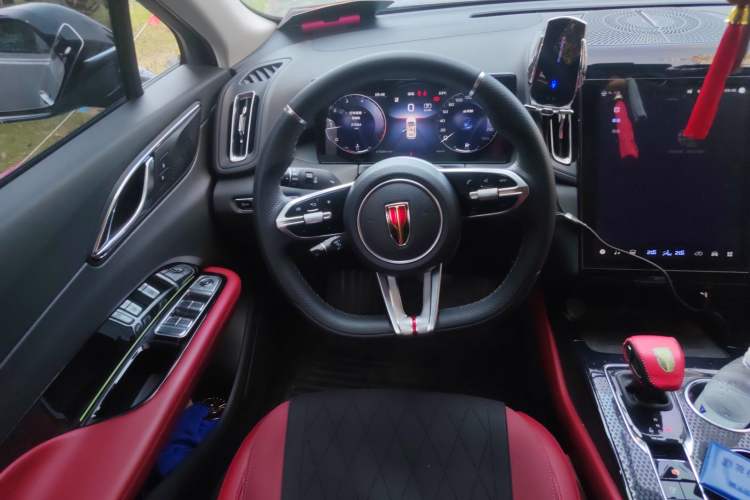 Used Hongqi HS3 2023 2.0T Two-Wheel Drive Available Version Steering Wheel