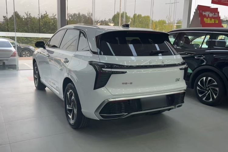 Used Hongqi HS3 2023 1.5T Two-Wheel Drive Shanwei Edition Exterior 5