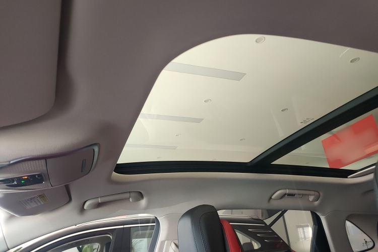 Used Hongqi HS3 2023 1.5T Two-Wheel Drive Shanwei Edition Headliner