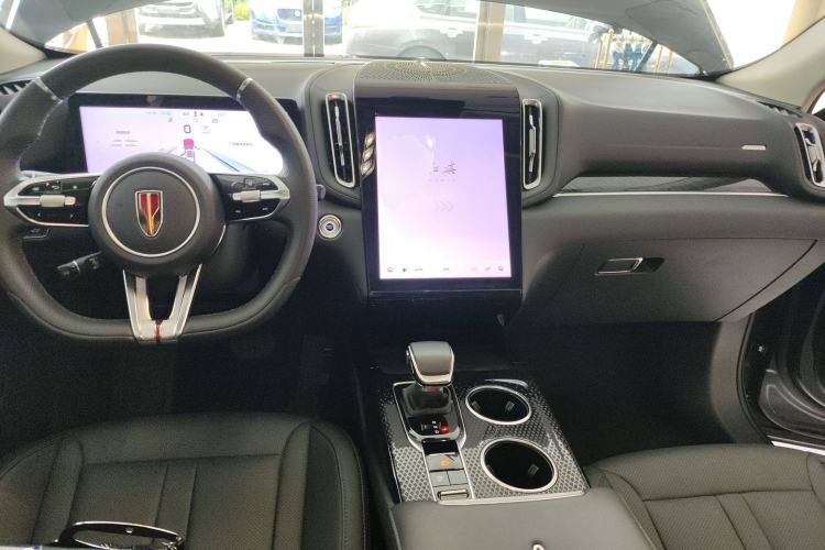 Used Hongqi HS3 2023 1.5T Two-Wheel Drive Shanwei Edition HEV Center Console