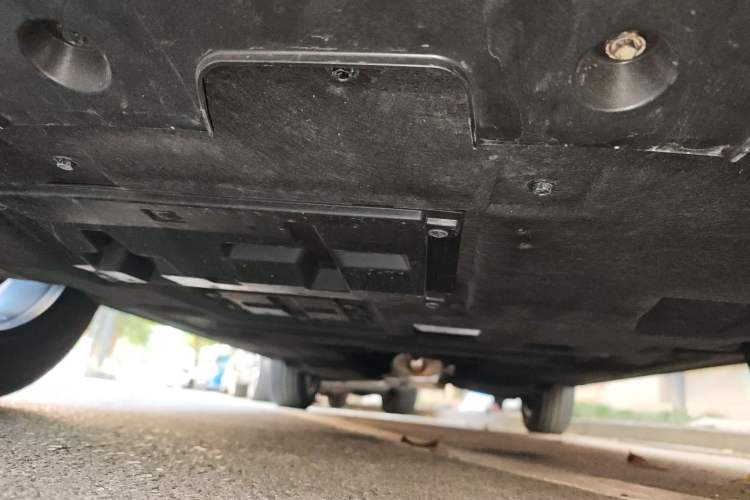 Used Hongqi HS3 2023 1.5T Two-Wheel Drive Shanwei Edition Chassis Front
