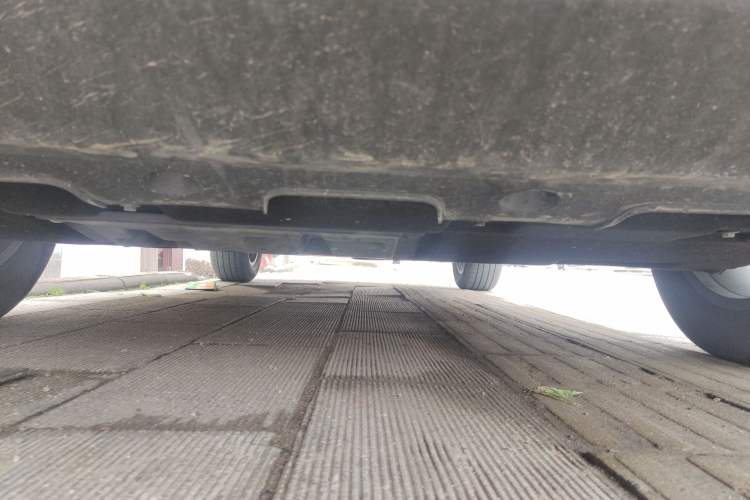 Used Hongqi HS3 2023 1.5T Two-Wheel Drive Shanwei Edition Chassis Front