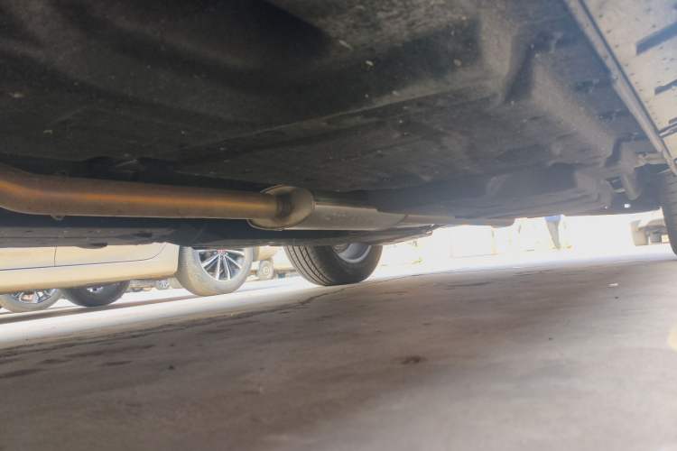 Used Hongqi HS3 2023 1.5T Two-Wheel Drive Shanwei Edition Chassis Front Left