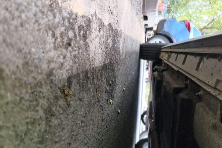Used Hongqi HS3 2023 1.5T Two-Wheel Drive Shanwei Edition Chassis Front Right