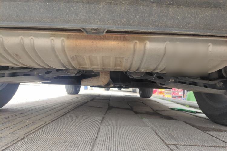 Used Hongqi HS3 2023 1.5T Two-Wheel Drive Shanwei Edition Chassis Rear