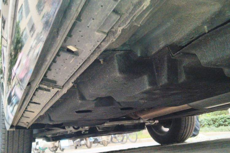 Used Hongqi HS3 2023 1.5T Two-Wheel Drive Shanwei Edition Chassis Rear Left