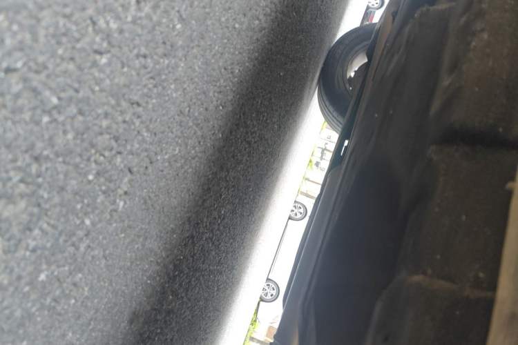 Used Hongqi HS3 2023 1.5T Two-Wheel Drive Shanwei Edition Chassis Rear Left