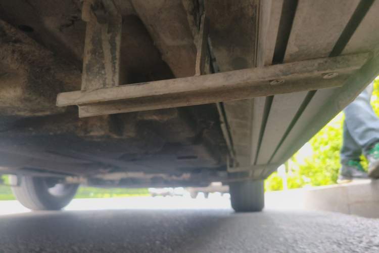 Used Hongqi HS3 2023 1.5T Two-Wheel Drive Shanwei Edition Chassis Rear Right