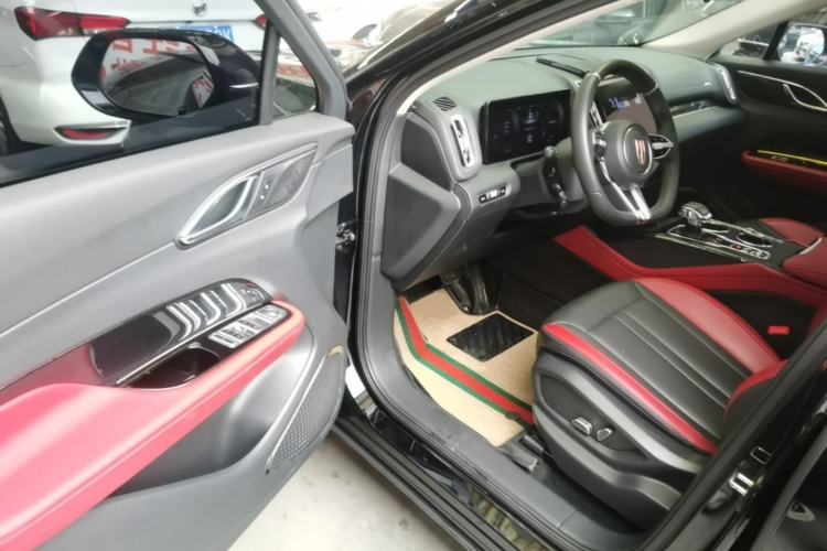 Used Hongqi HS3 2023 1.5T Two-Wheel Drive Shanwei Edition Driver Seat