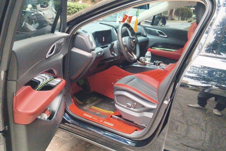 Used Hongqi HS3 2023 1.5T Two-Wheel Drive Shanwei Edition Driver Seat