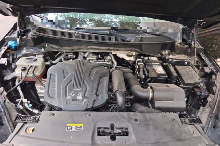 Used Hongqi HS3 2023 1.5T Two-Wheel Drive Shanwei Edition Engine Bay