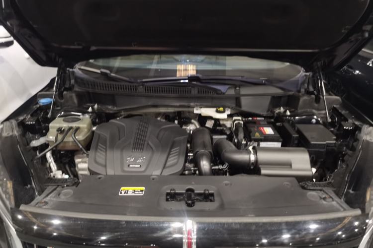 Used Hongqi HS3 2023 1.5T Two-Wheel Drive Shanwei Edition Engine Bay