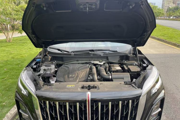 Used Hongqi HS3 2023 2.0T Two-Wheel Drive Available Version Engine Bay