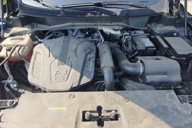 Used Hongqi HS3 2023 1.5T Two-Wheel Drive Shanwei Edition Engine Bay