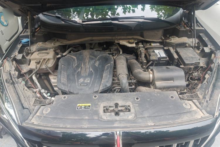 Used Hongqi HS3 2023 1.5T Two-Wheel Drive Shanwei Edition Engine Bay