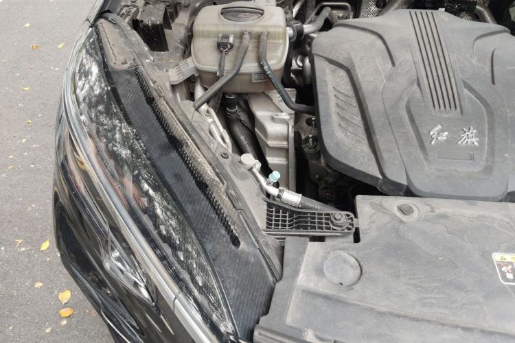 Used Hongqi HS3 2023 1.5T Two-Wheel Drive Shanwei Edition Engine Bay Right