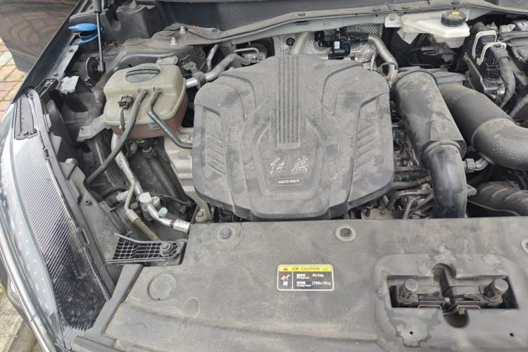Used Hongqi HS3 2023 1.5T Two-Wheel Drive Shanwei Edition Engine Bay Right