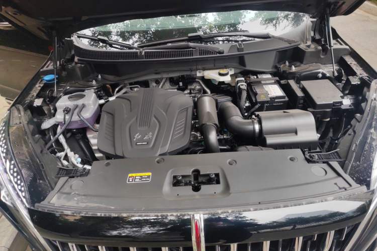 Used Hongqi HS3 2023 1.5T Two-Wheel Drive Shanwei Edition Engine Bay