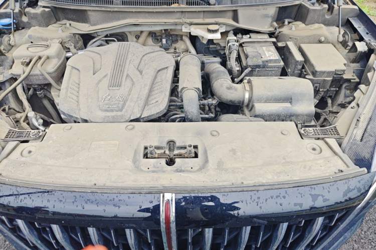 Used Hongqi HS3 2023 1.5T Two-Wheel Drive Shanwei Edition Engine Bay