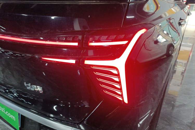 Used Hongqi HS3 2023 1.5T Two-Wheel Drive Shanwei Edition Exterior 3