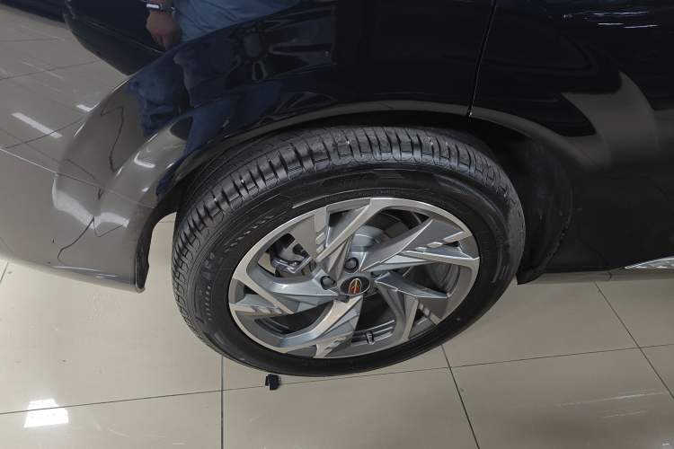 Used Hongqi HS3 2023 2.0T Two-Wheel Drive Available Version Exterior 5