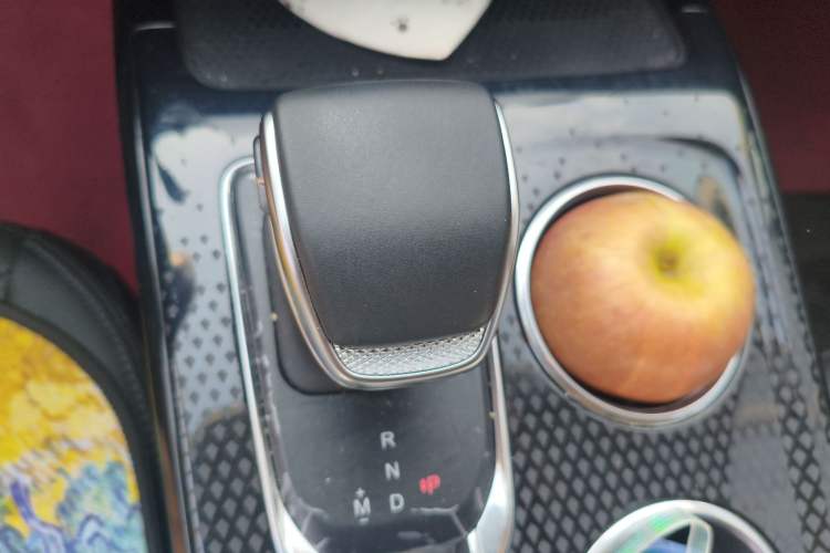 Used Hongqi HS3 2023 1.5T Two-Wheel Drive Shanwei Edition Gear Lever
