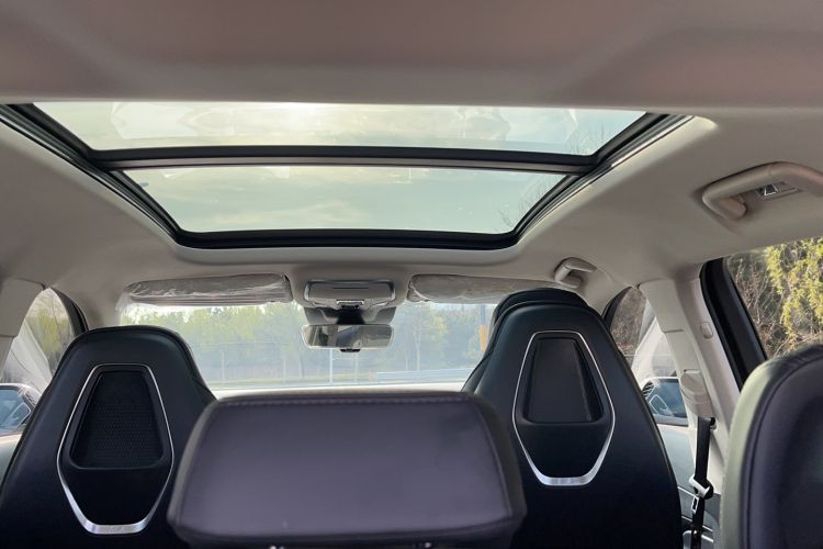 Used Hongqi HS3 2023 1.5T Two-Wheel Drive Shanwei Edition Headliner