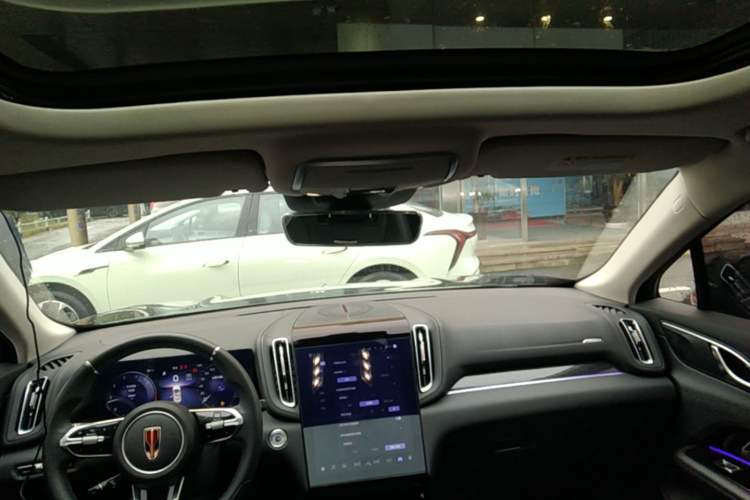 Used Hongqi HS3 2023 1.5T Two-Wheel Drive Shanwei Edition Headliner