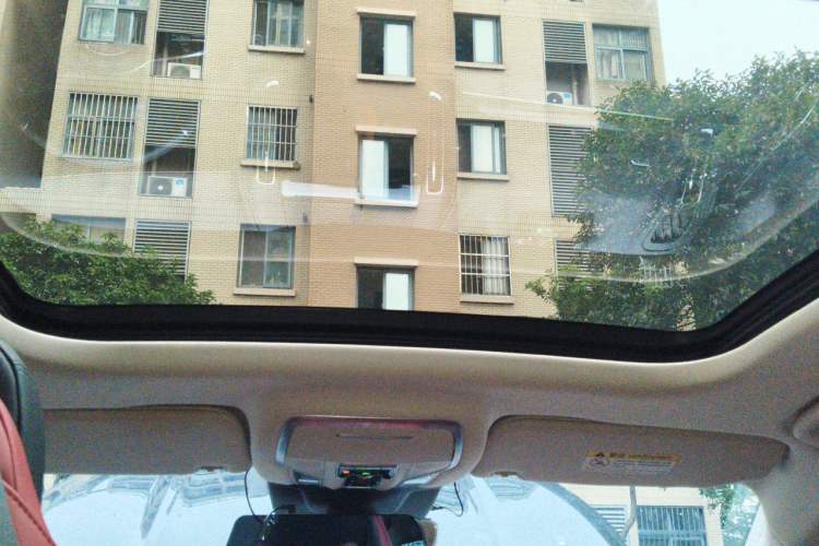 Used Hongqi HS3 2023 1.5T Two-Wheel Drive Shanwei Edition Headliner